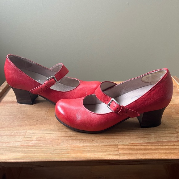 Miz Mooz Pretty Coral-Red Mary Jane Pumps - Picture 3 of 9